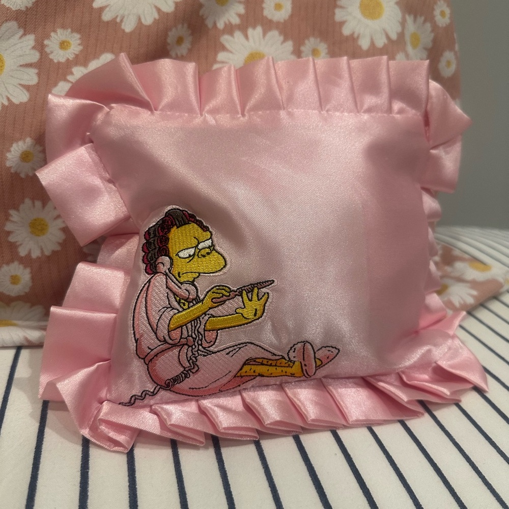2016 Skinny Dip, Moe Pillow make up bag